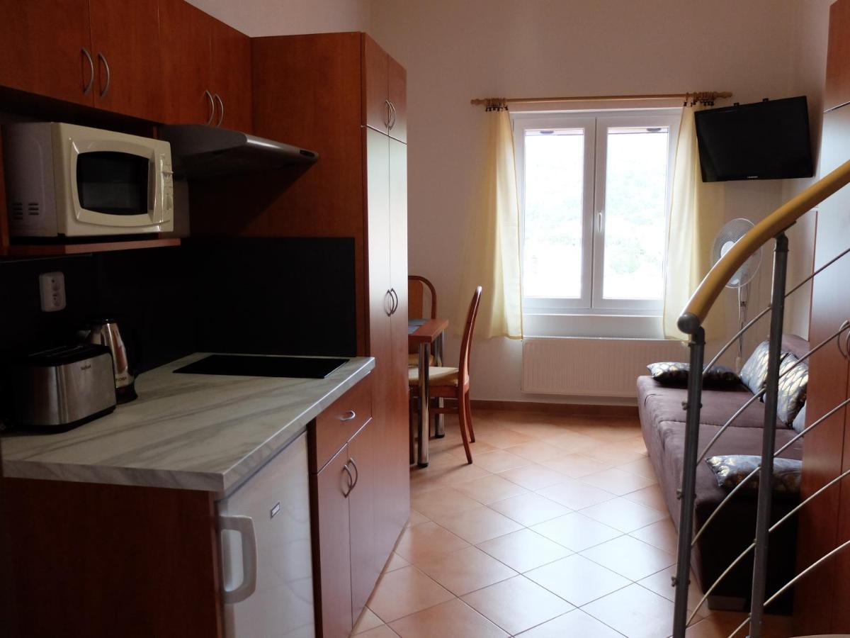 Apartments Sunce Brna Exterior photo