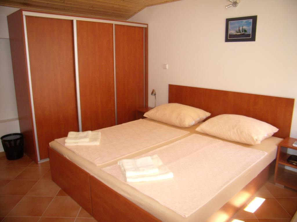 Apartments Sunce Brna Room photo